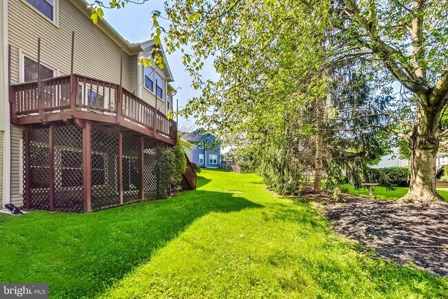 Building Photo - 6104 Cool Spring Terrace S