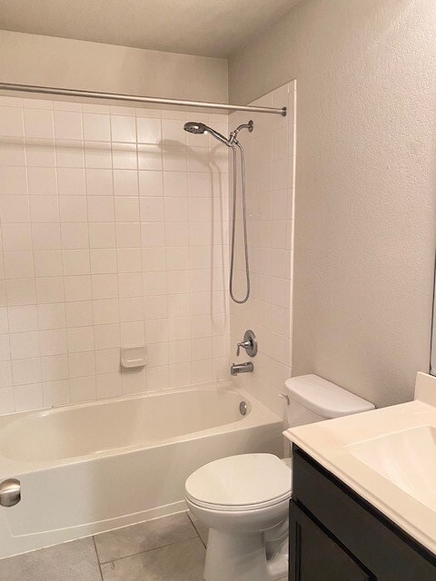 Building Photo - 2114 Tannin Dr.