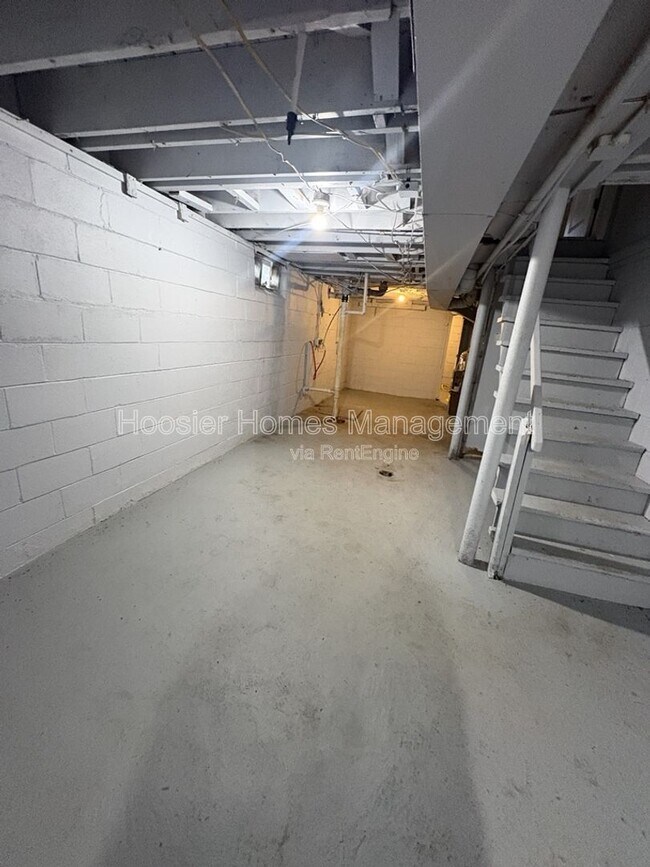 Building Photo - 1035 N Centennial St