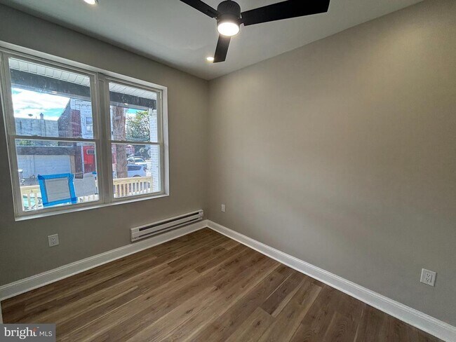 Building Photo - 1451 W Loudon St