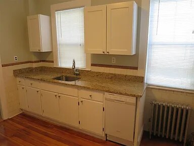 Primary Photo - 106 Highland Ave
