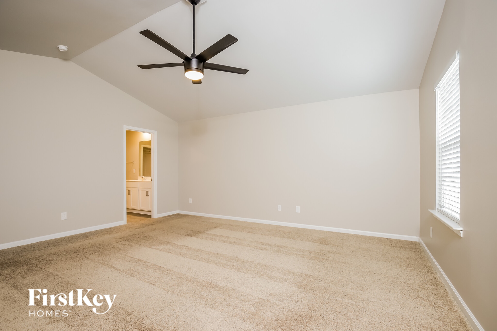 Building Photo - 2043 Longshadow St