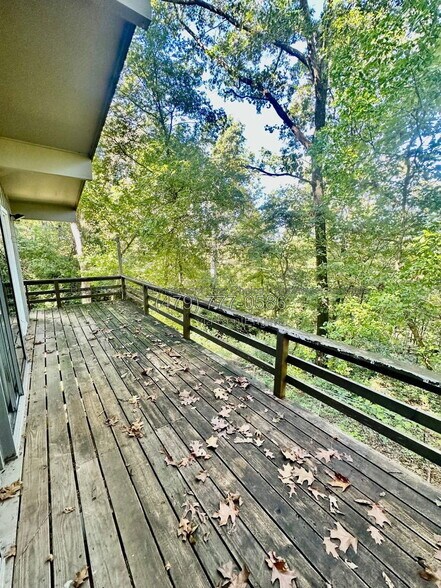 Building Photo - 43 Grisham Dr