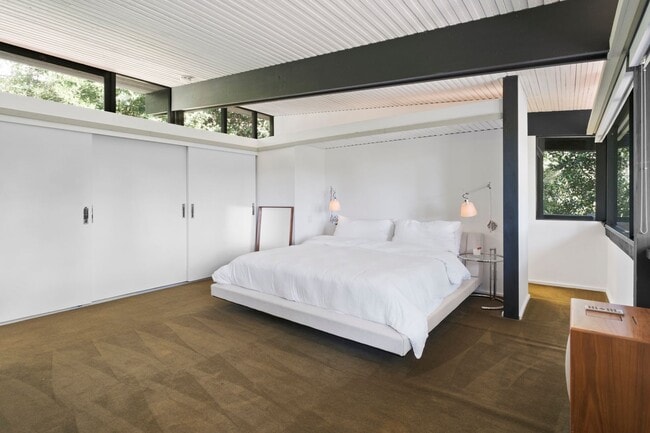 Building Photo - 3 Bed / 3 Bath Private Mid-Century Oasis with Pool, Detached Studio & Canyon Views