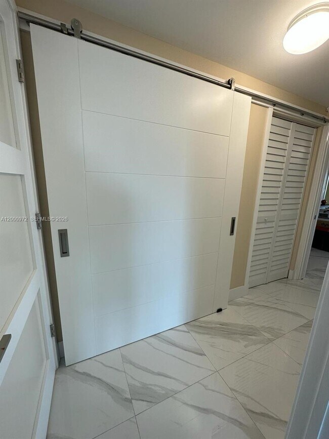 Building Photo - 325 S Biscayne Blvd