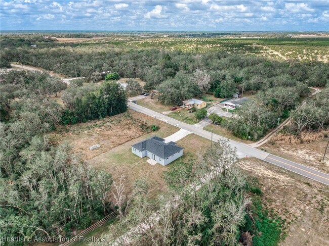 Building Photo - 5610 County Rd 17 S