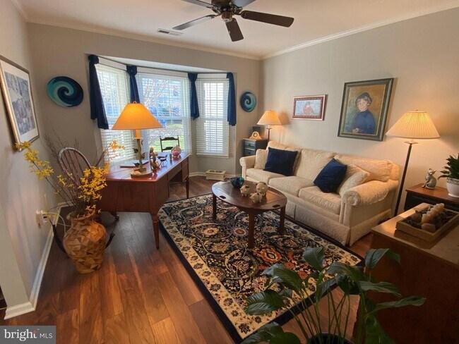 Building Photo - 5 Kanon Ct