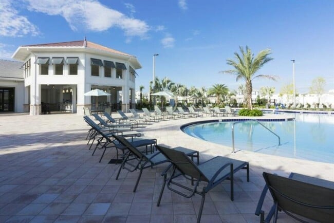 Building Photo - 4807 Clock Tower Dr