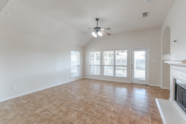 Building Photo - 5214 Sunlight Hill Ct