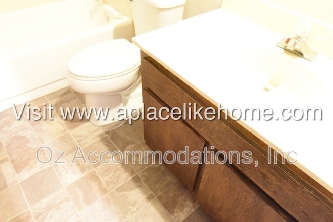 Building Photo - 3137 Eaton St