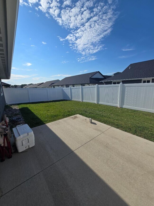 Building Photo - 4500 W 34th St N