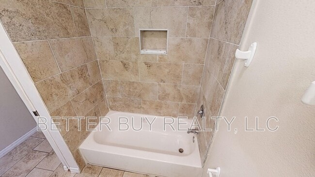 Building Photo - 300 N Church St