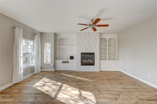 Building Photo - 11835 Portina Dr