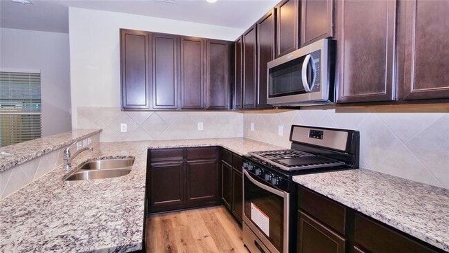 Building Photo - 3524 Wooded Ln