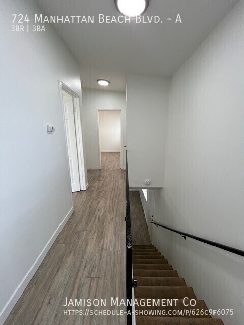 Building Photo - 724 Manhattan Beach Blvd