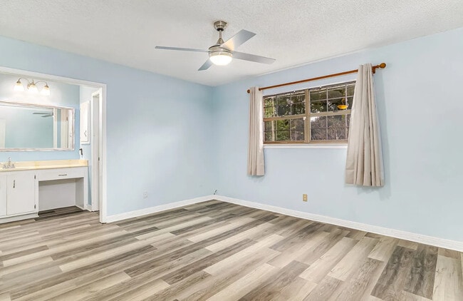 Building Photo - 4324 Grant St