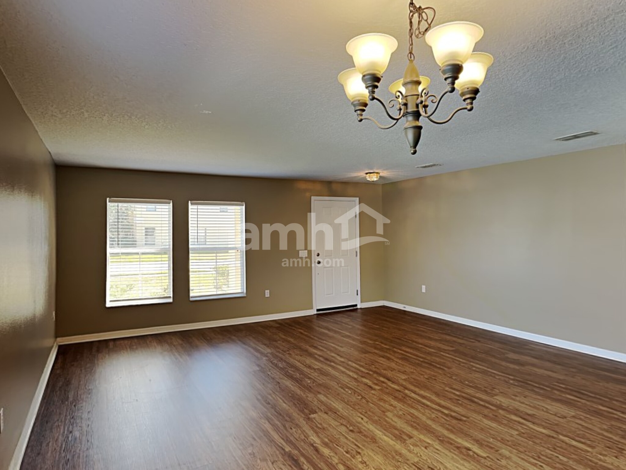Building Photo - 309 Verdi St