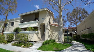 Building Photo - COMING SOON! Cozy 1-Bedroom Condo in Canyo...