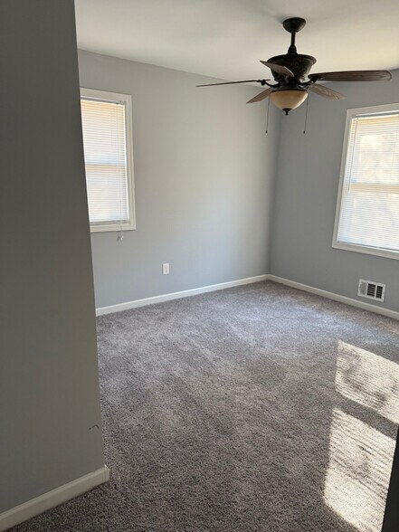 Building Photo - 2830 Rex Rd