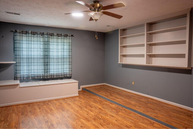 Building Photo - 1193 Kalone Way