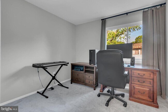 Building Photo - 1052 Cedar Ridge Ct