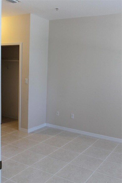 Building Photo - 11564 Mizzon Dr