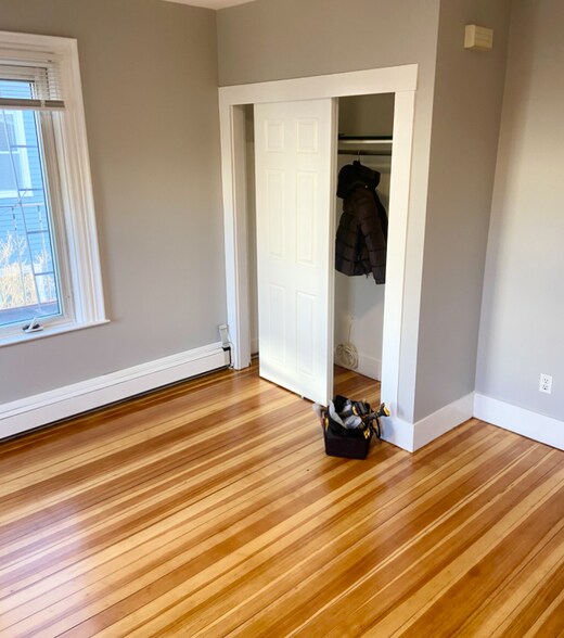 Building Photo - 32 Tufts St