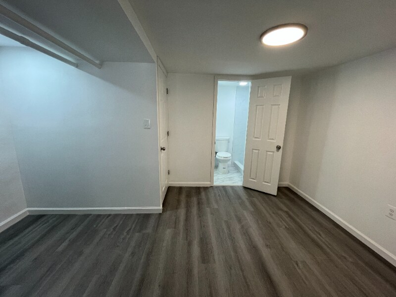 Building Photo - 4634 Fernhill Rd