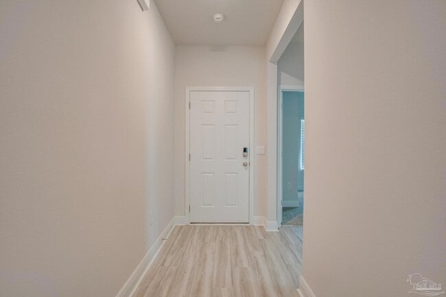 Building Photo - 8422 Riverstone Dr