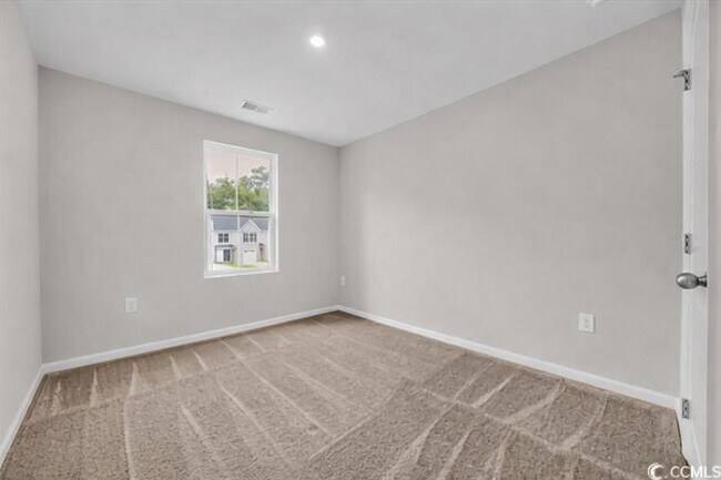 Building Photo - 399 Myrtle Mdws Dr