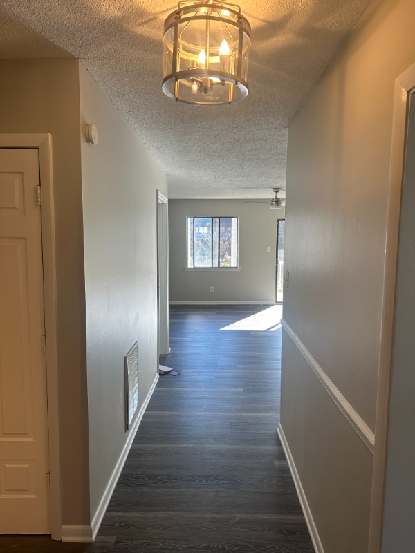 Building Photo - 4720 Walden Pond Dr