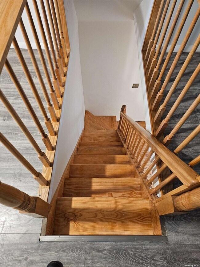 Building Photo - 29-39-39 Curtis St