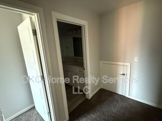Building Photo - 2905 Quail Creek Rd