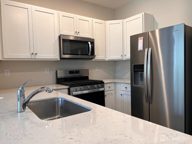Building Photo - 309 Mazzeo Dr