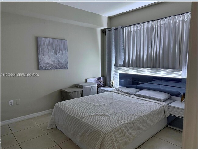 Building Photo - 11060 SW 196th St