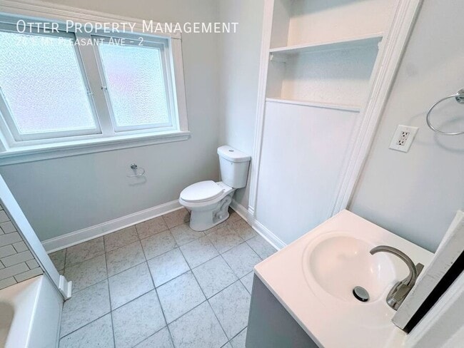 Building Photo - 24 E Mt Pleasant Ave