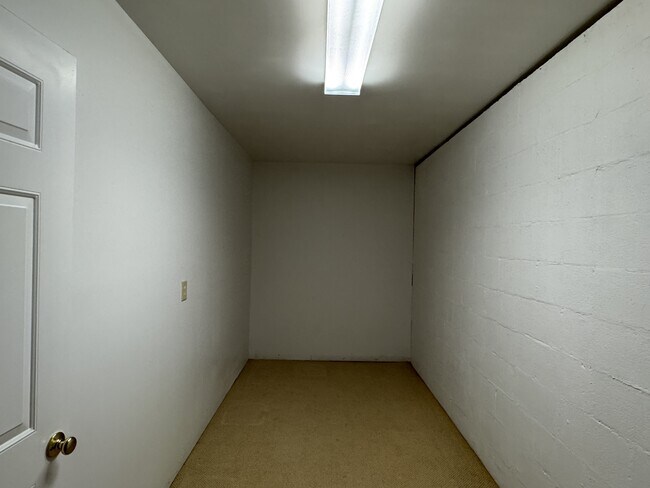 Building Photo - 128 Bokoshe Cir