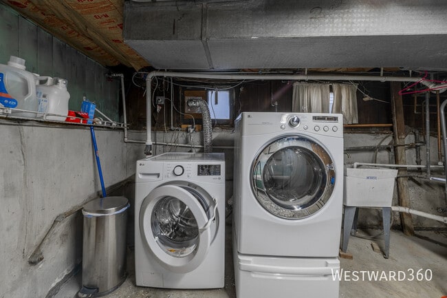 Building Photo - 3707 N Bosworth Ave