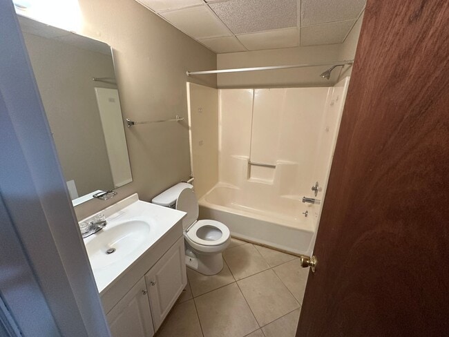 Building Photo - Studio Apartment For Rent