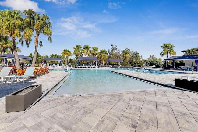 Building Photo - 4861 Sevilla Shores Dr