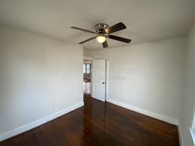 Building Photo - 138 Mansfield St