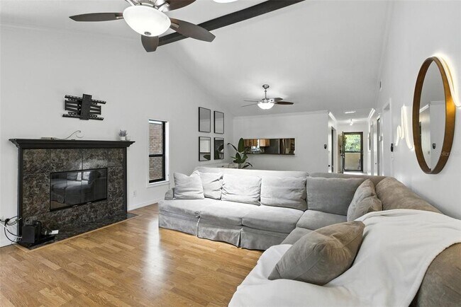 Building Photo - 563 Belltower Ave