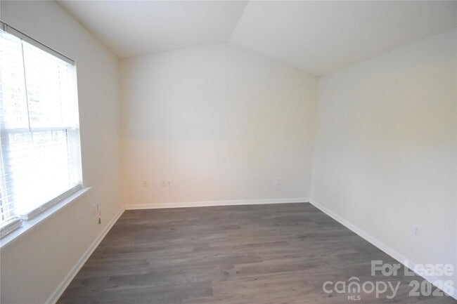 Building Photo - 12563 Bluestem Ln