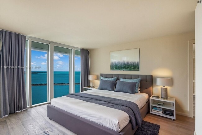 Building Photo - 1643 Brickell Ave
