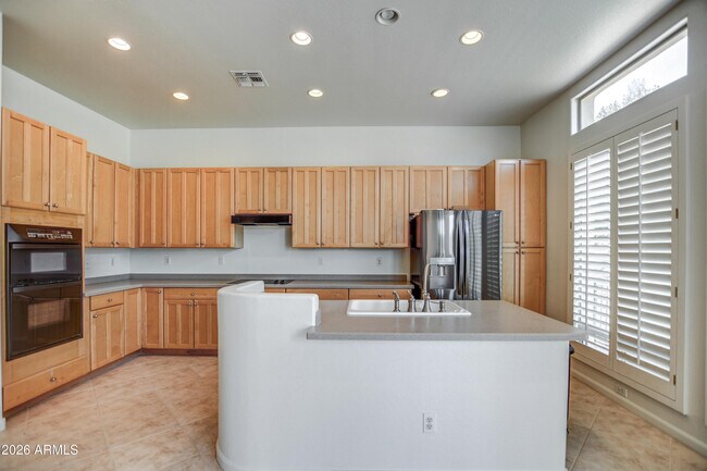 Building Photo - 7910 E Cholla St