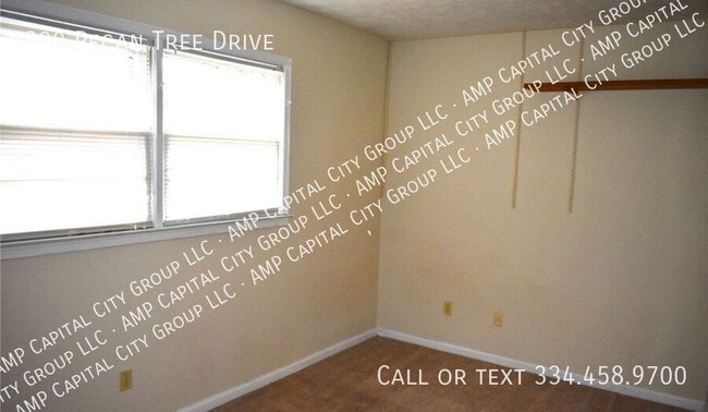 Building Photo - 300 Pecan Tree Dr
