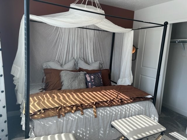 Building Photo - 2108 N Chianti St