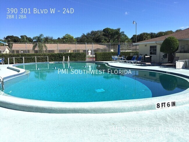 Building Photo - 390-301 301 Blvd W