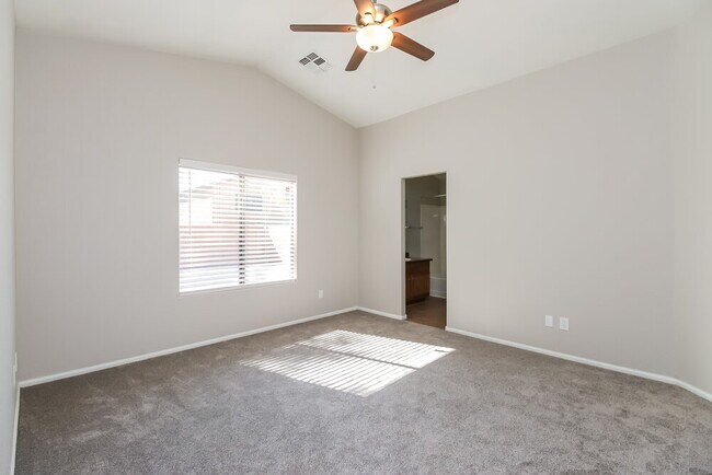 Building Photo - 4127 E Mica Rd