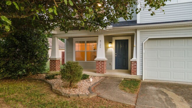 Building Photo - **BE THE LUCKY ONE TO LIVE IN THIS UPDATED NASHVILLE/ BELLEVUE HOME**